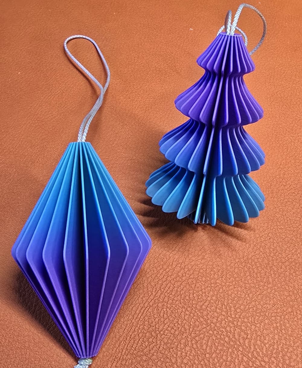 Overture PLA Aurora Berry.