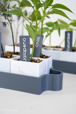 GrowMate 8 - Mid-Size Self Watering Seed Starter Planter 3d model