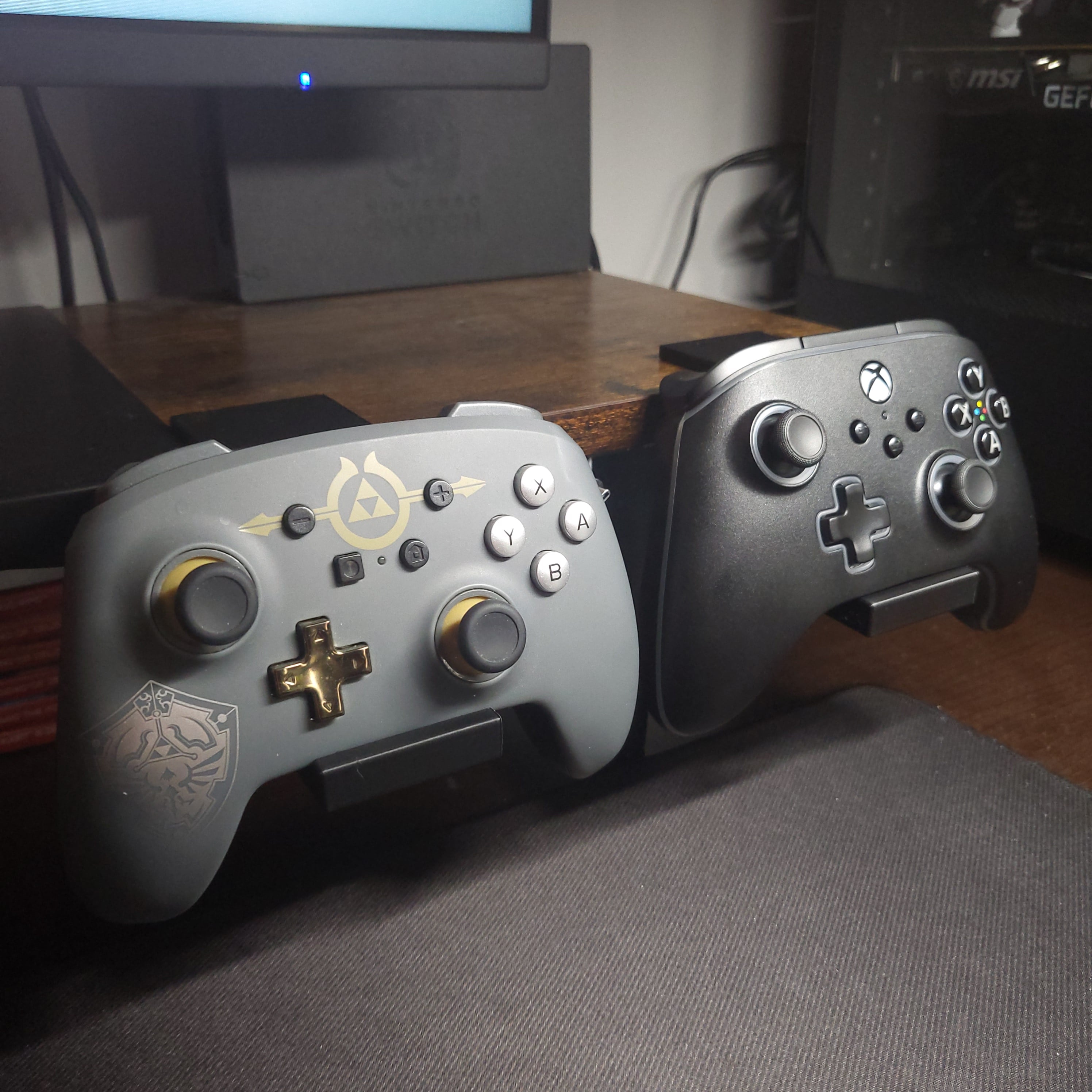 Controller Holder/Display for Desk 3d model