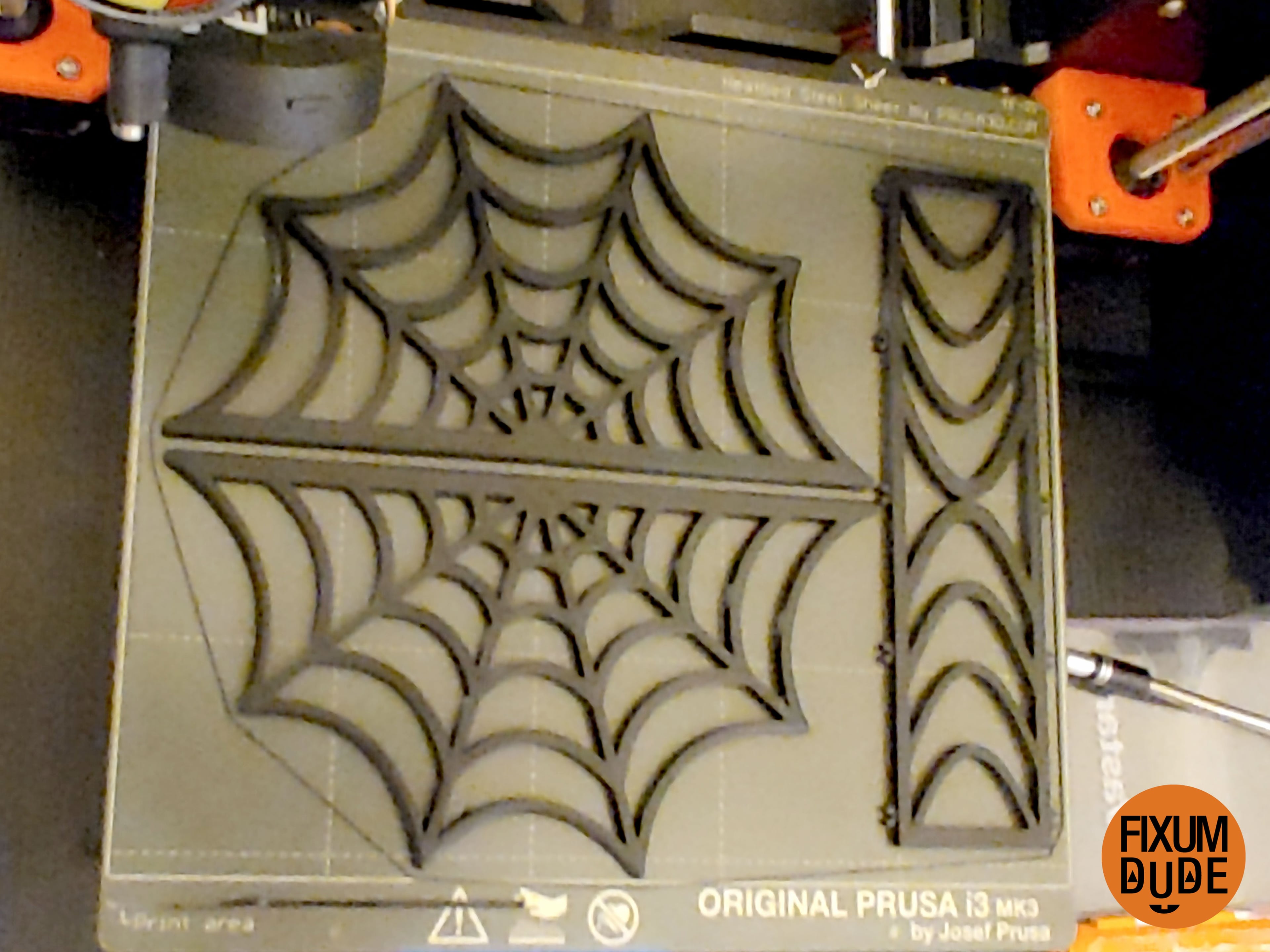 Snap Together Spiderweb Napkin Holder 3d model