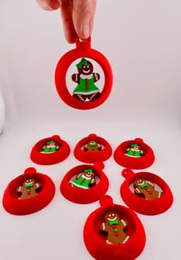 Gingerbread People Ornament Set 3d model