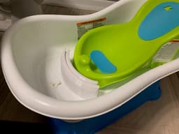 Summer Infant Right Height Bath Center Tub - Raised Front Legs 5cm 3d model