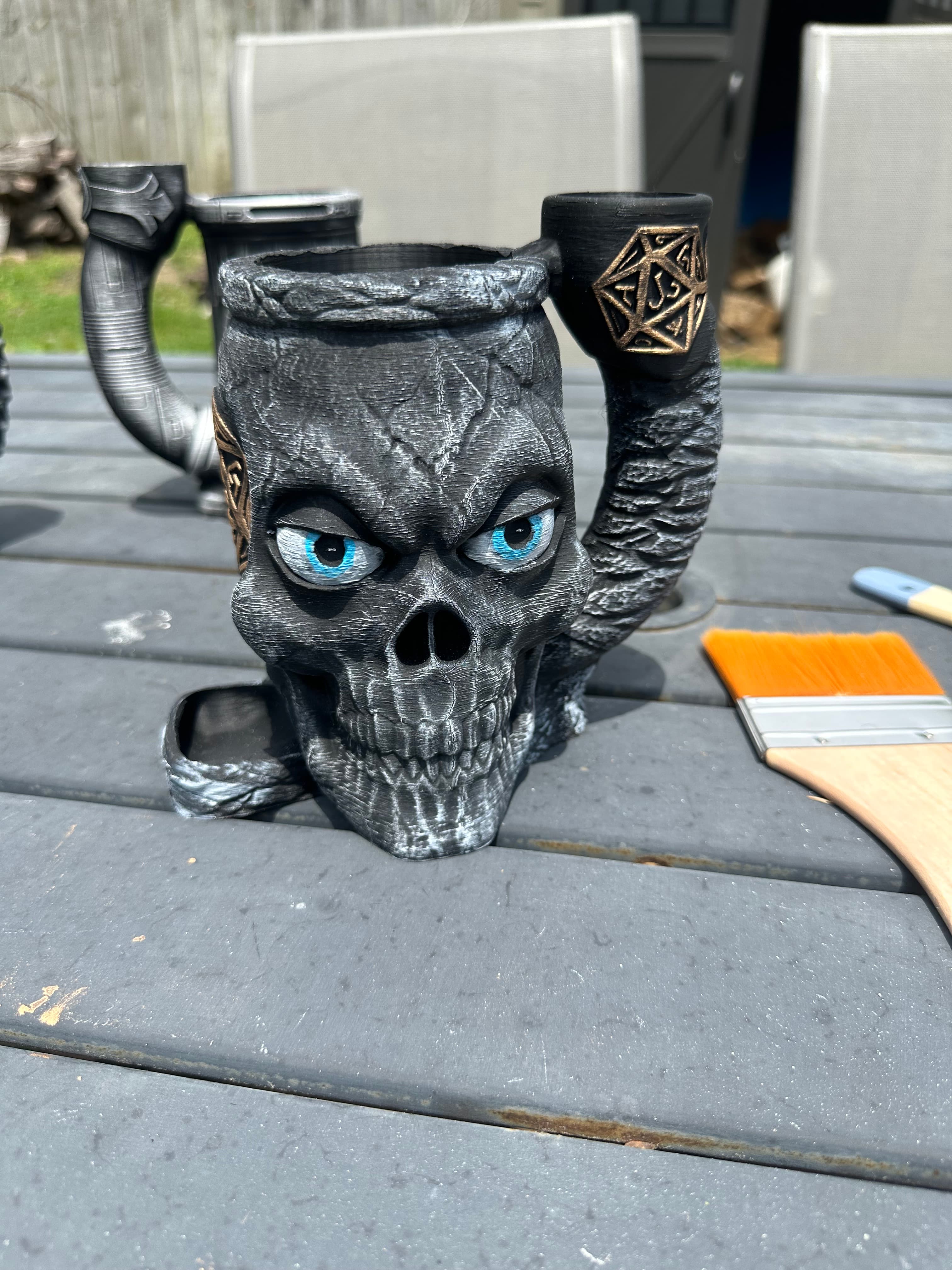 Printed on Ender 3 V3 SE (25ish hours) in matte black elegoo pla. Primed matte black, dry brushed white, gold rub and buff.