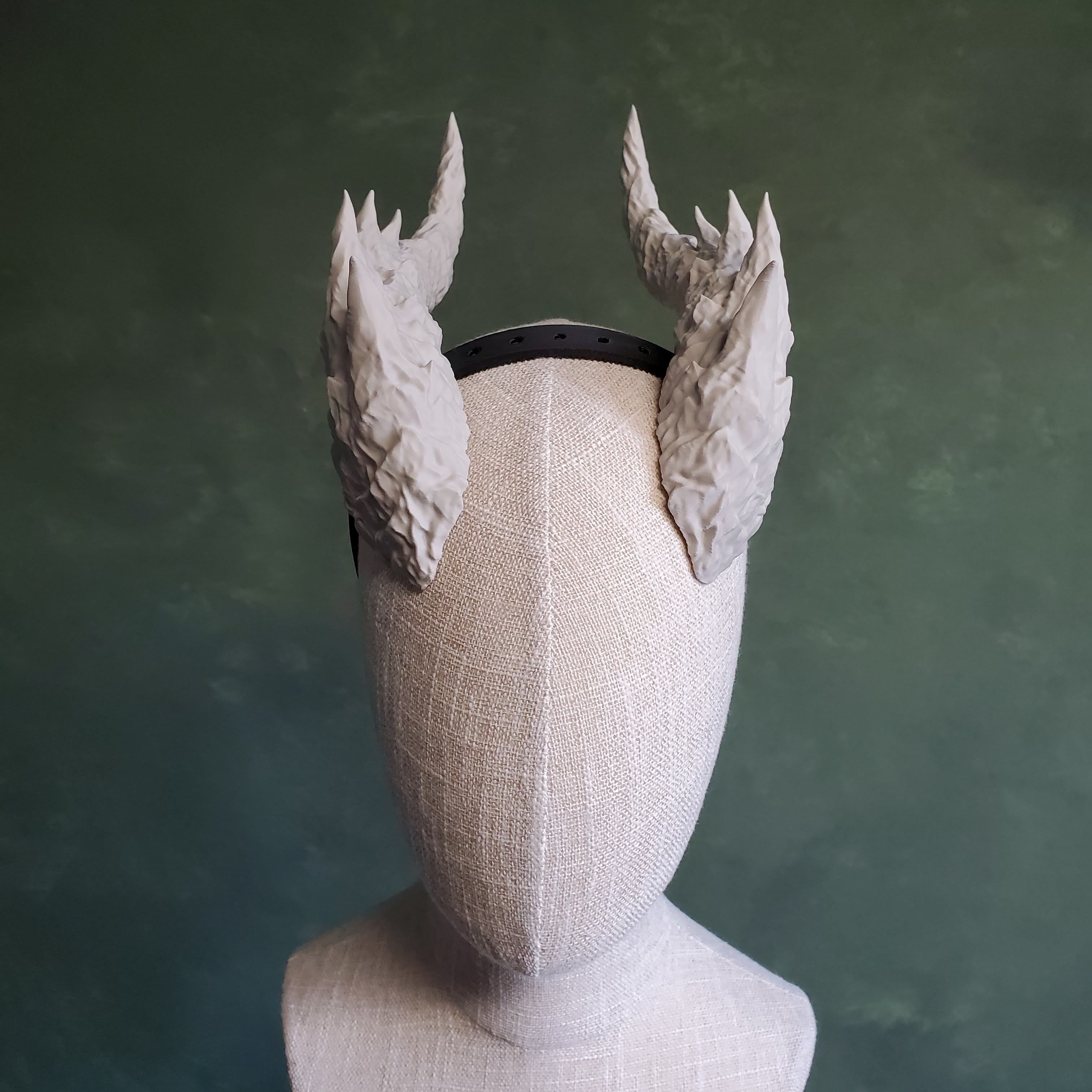 Akila | Fantasy Horns 3d model