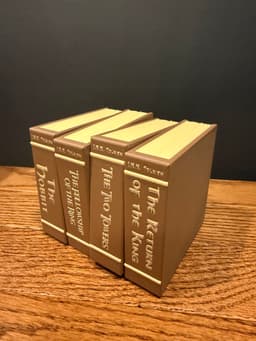 LOTR Book Deck Box (AMS required) 3d model