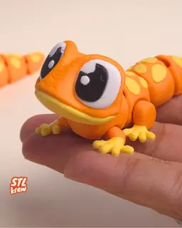 Cute articulated gecko halloween - totem design 3d model