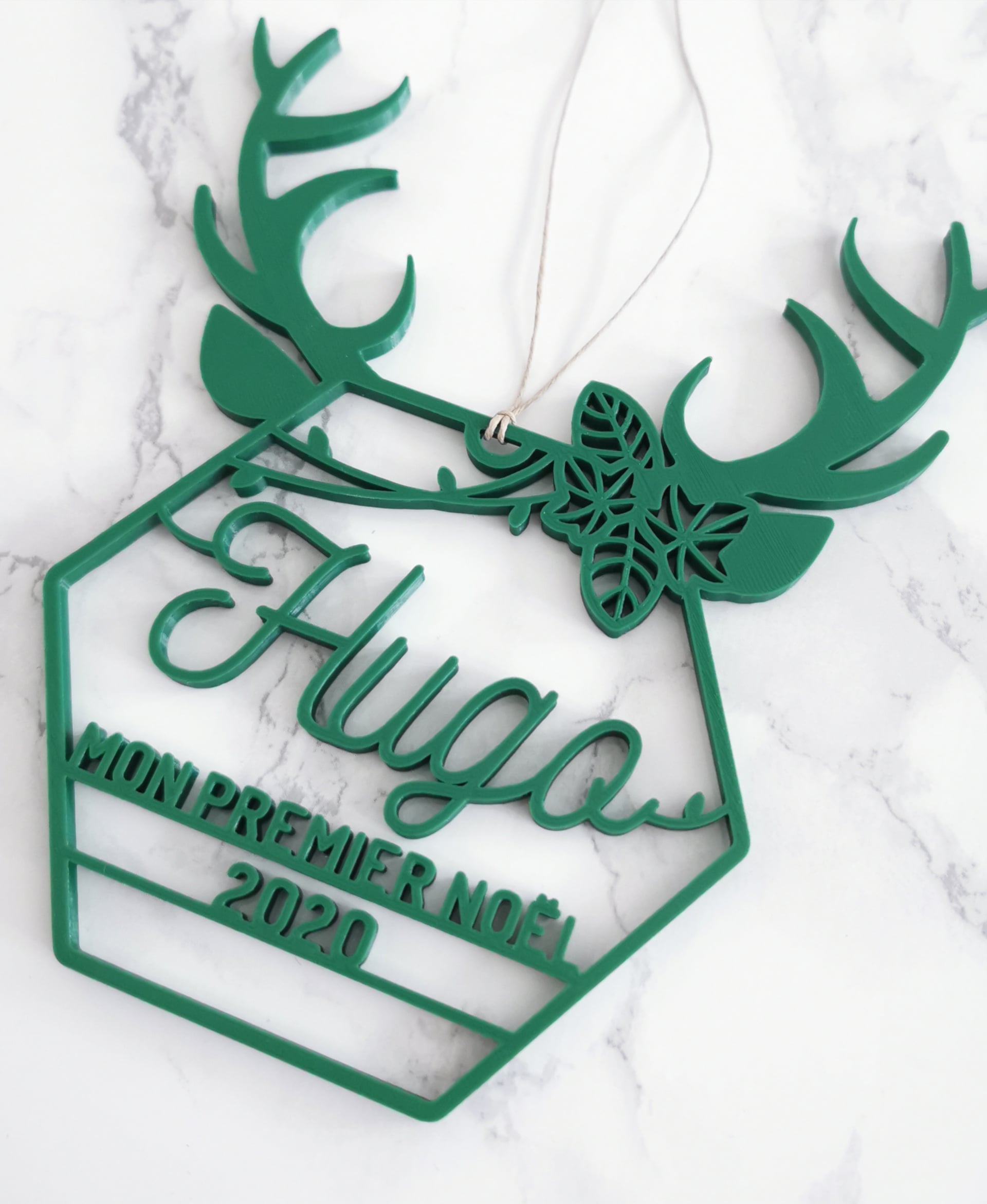 Customizable deer Christmas ball 3d model