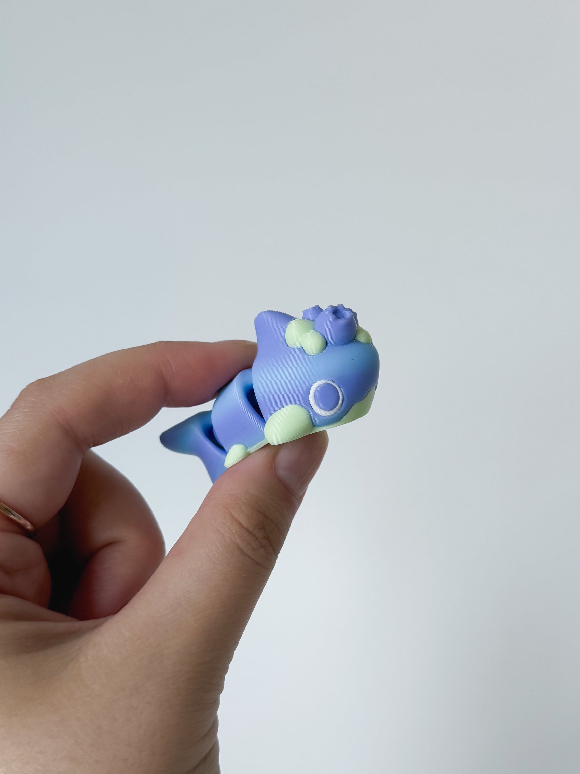 Blueberry Shark and Clicker 3d model