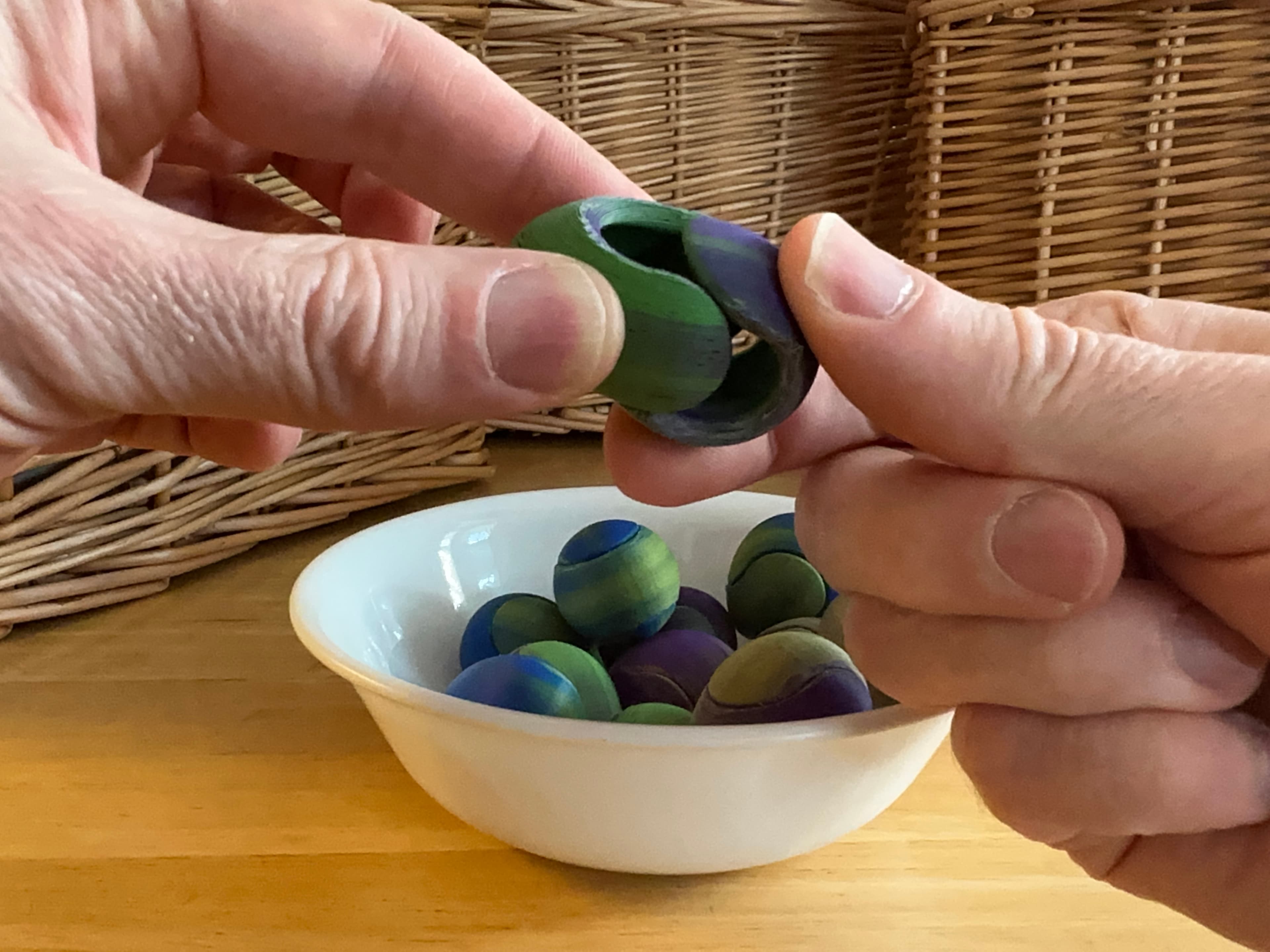 Egg Snaps 3d model