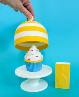 Cupcake & LED Candle Set (with Cupcake Stand and Magnetic Match) 3d model