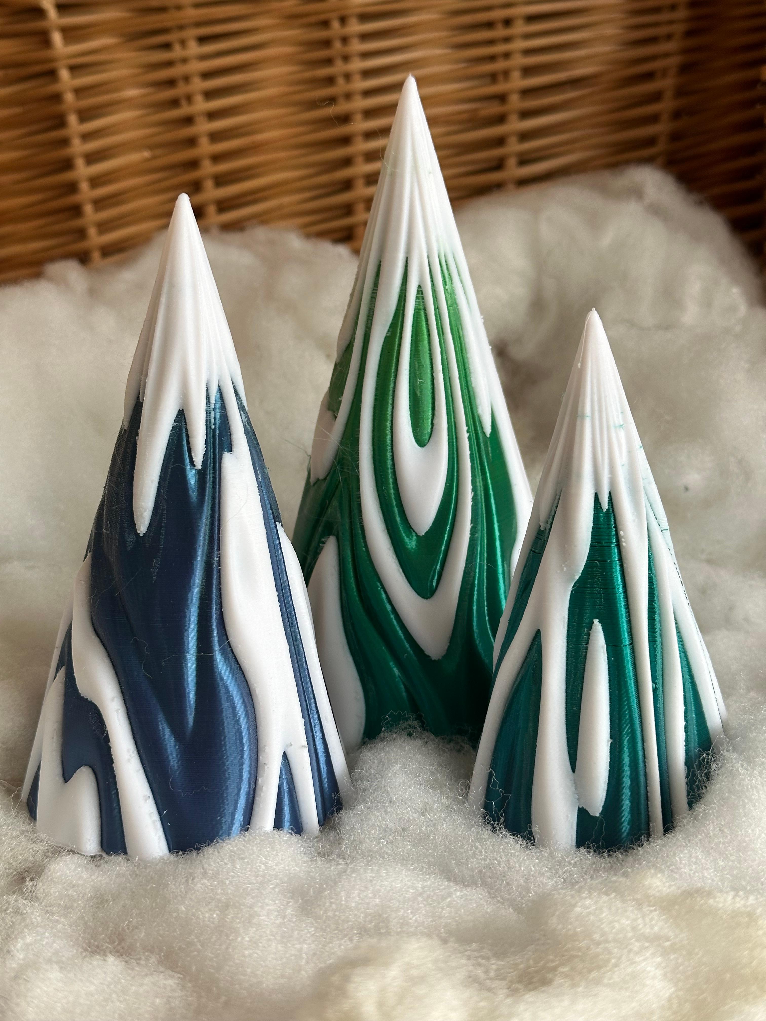 Snowy Lawren Trees - Medium 3d model