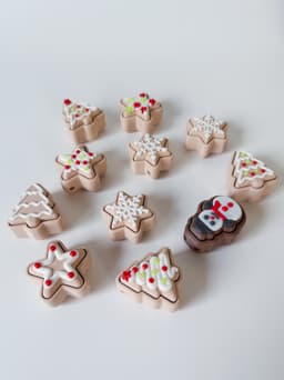 Pawpular Prints Collab: Cookies and Choco clickers with stand 3d model