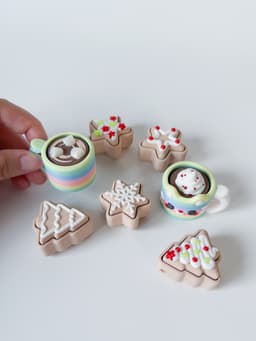 Pawpular Prints Collab: Cookies and Choco clickers with stand 3d model