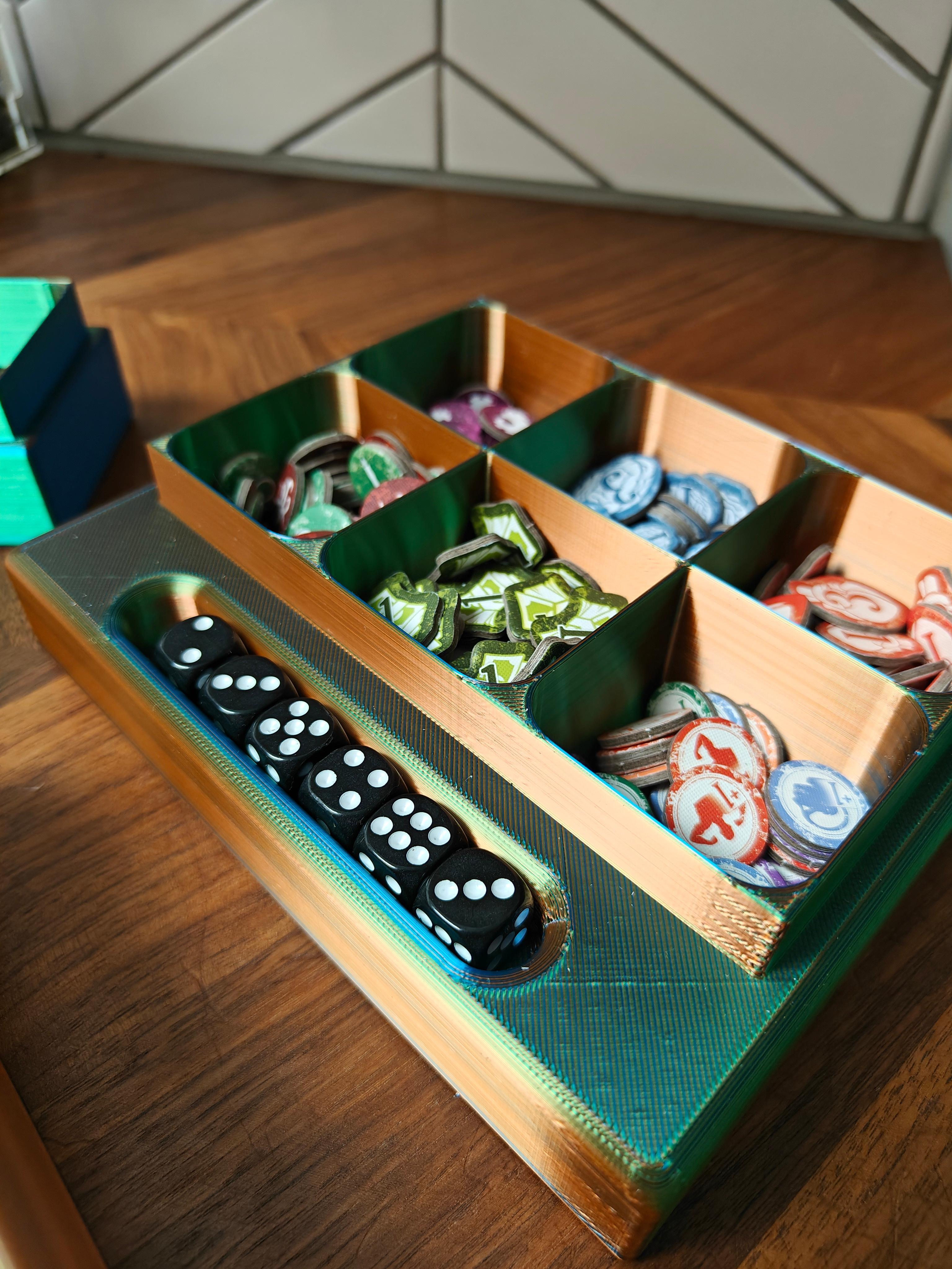 **FREE** Arkham Horror Box Inserts to Hold Tokens and Cards 3d model