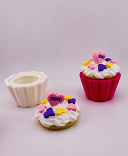Cupcake Container -Candy Hearts 3d model