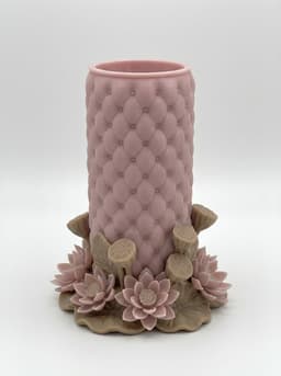 Tufted Floral Vase 3d model