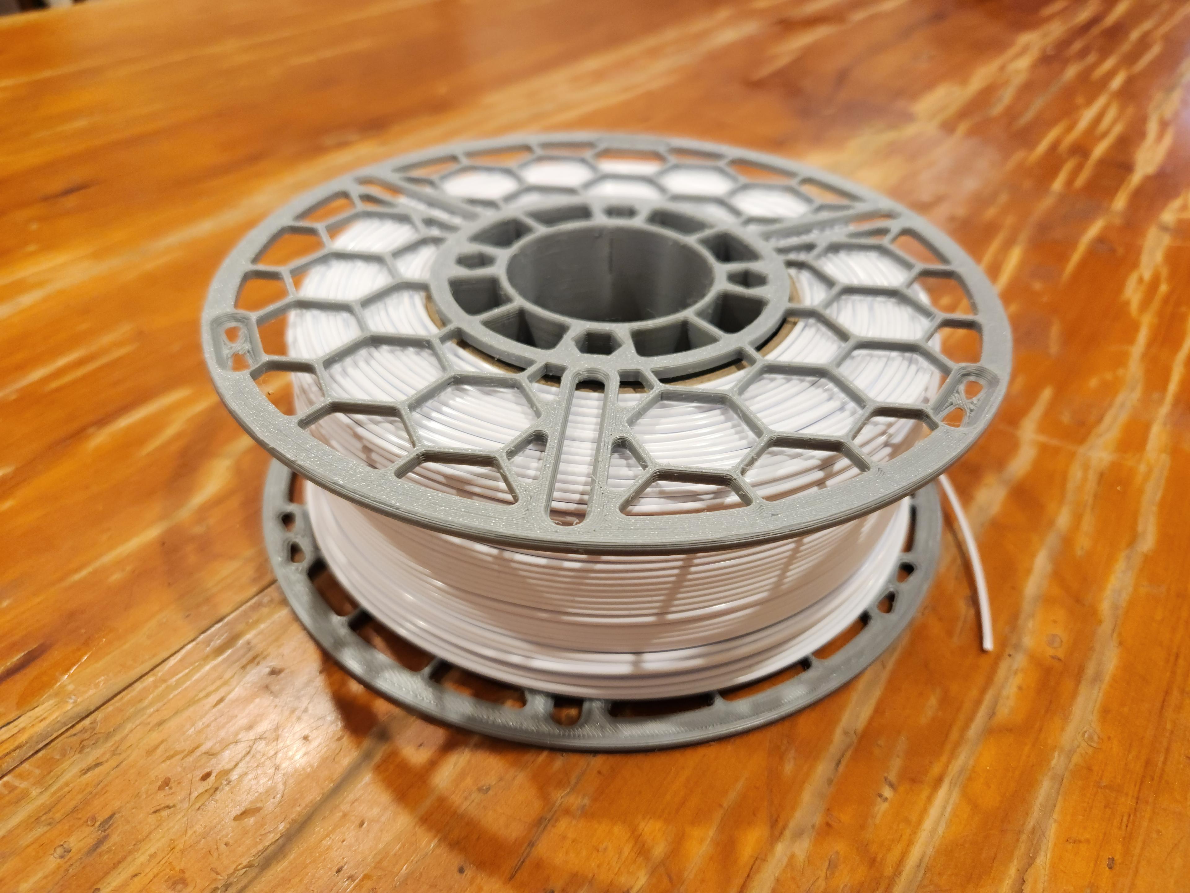 Yet Another Replaceable Spool 3d model