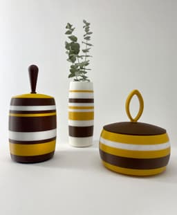 Decorative Accessories Set: Vase, Bowl, Container, Organizer 3d model