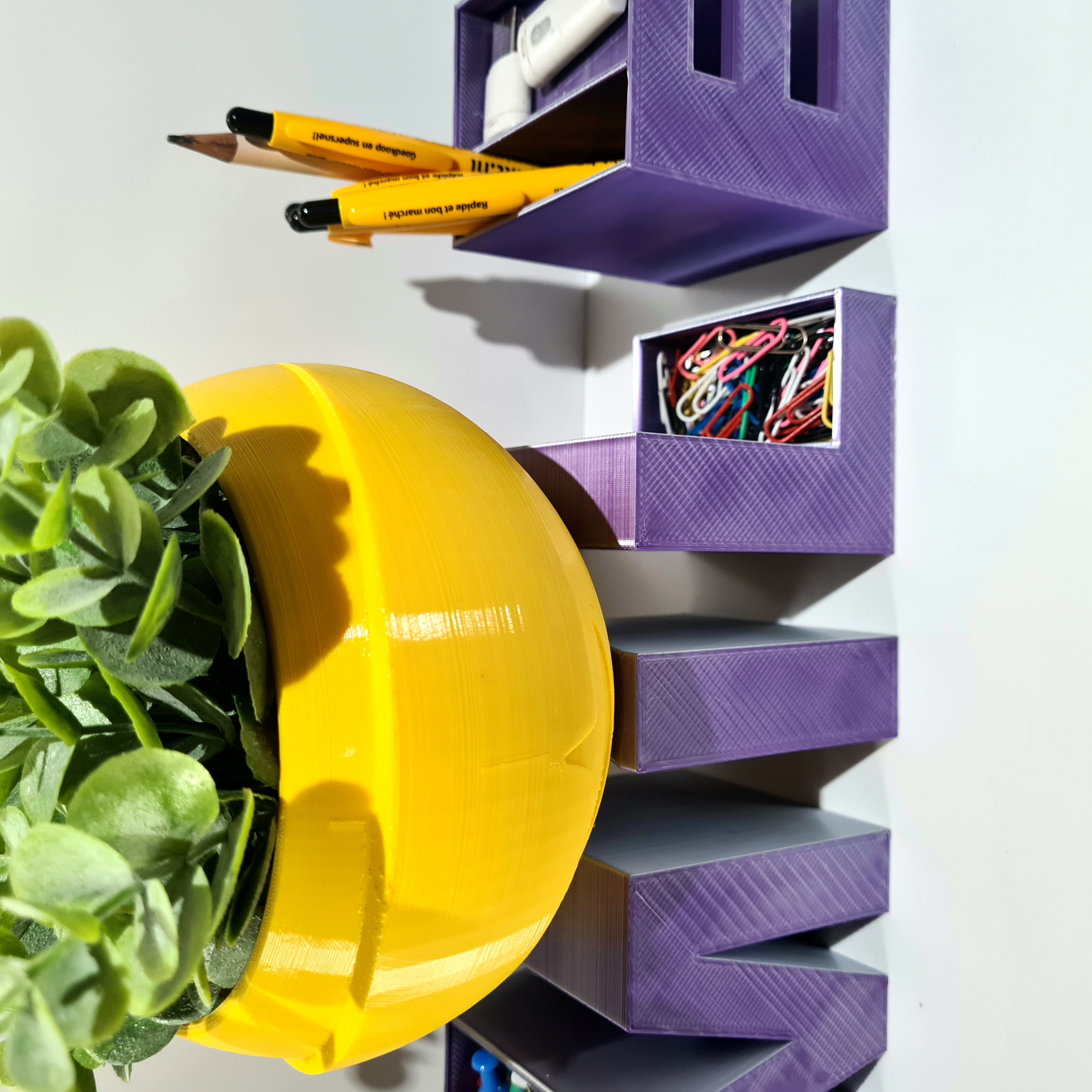 desktop organizer/planter 3d model