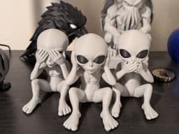 No Evil – Alien Collection (See No Evil, Hear No Evil, Speak No Evil) 3d model