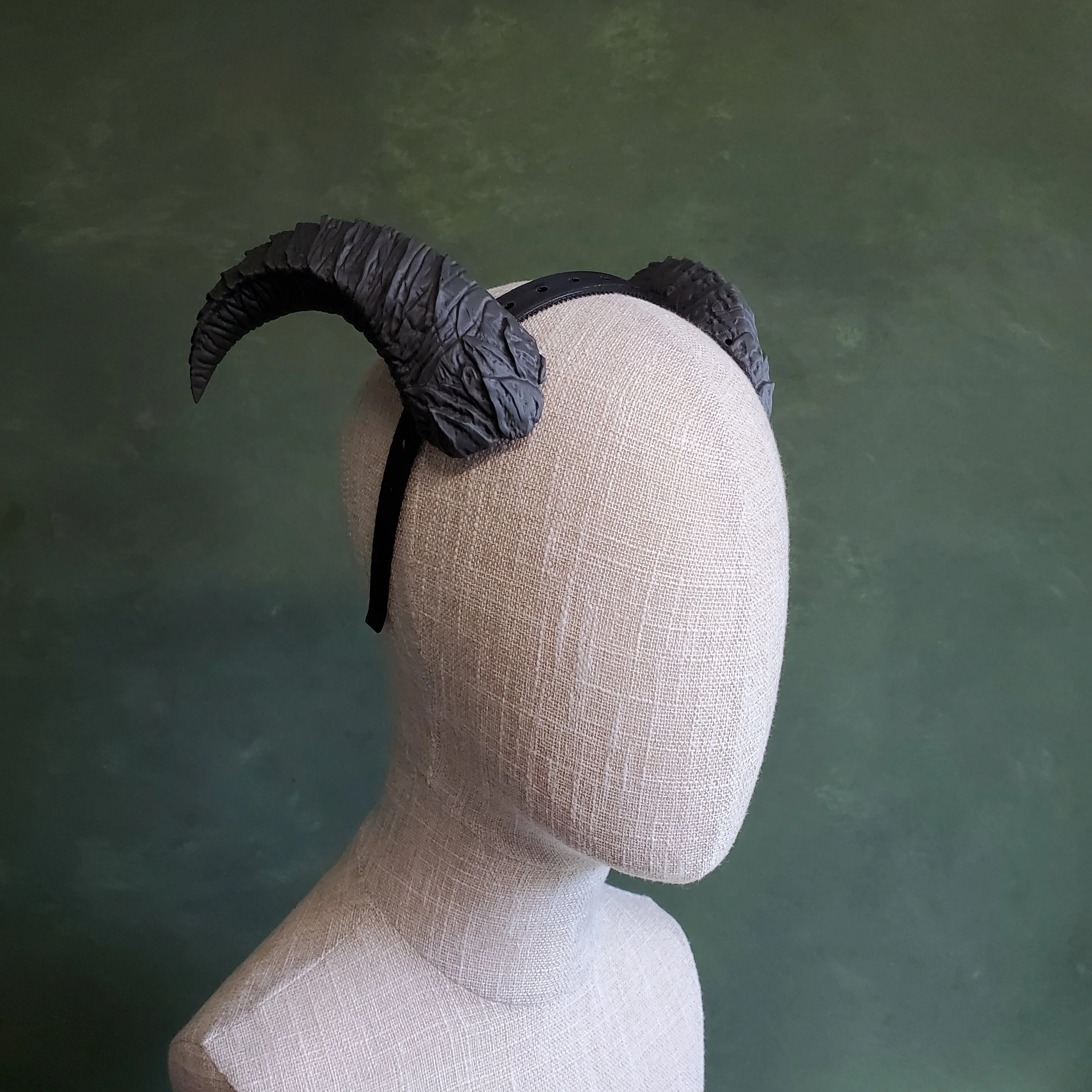 Aurianna | Tiefling Horns 3d model