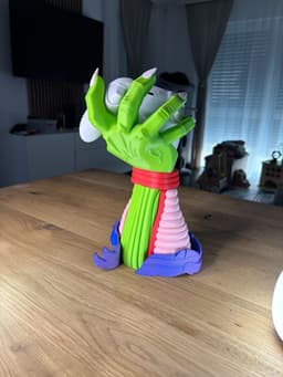 Universal Controller Stand - Inspired by Piccolo from Dragonball - Fan Art 3d model