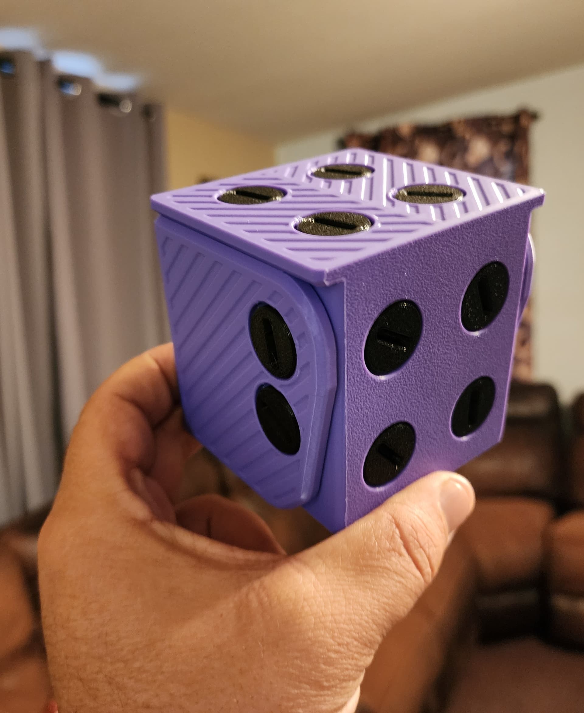 Mini Annoying Cash Gift Box - Easy print, super Chan and very fun! - 3d model