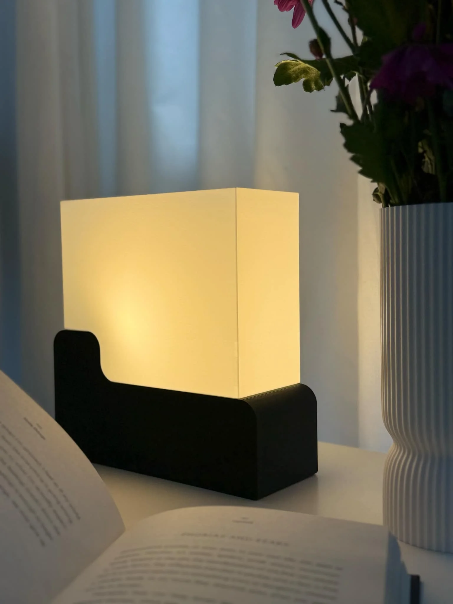 Small Table/Bedside Lamp -Aureo 3d model