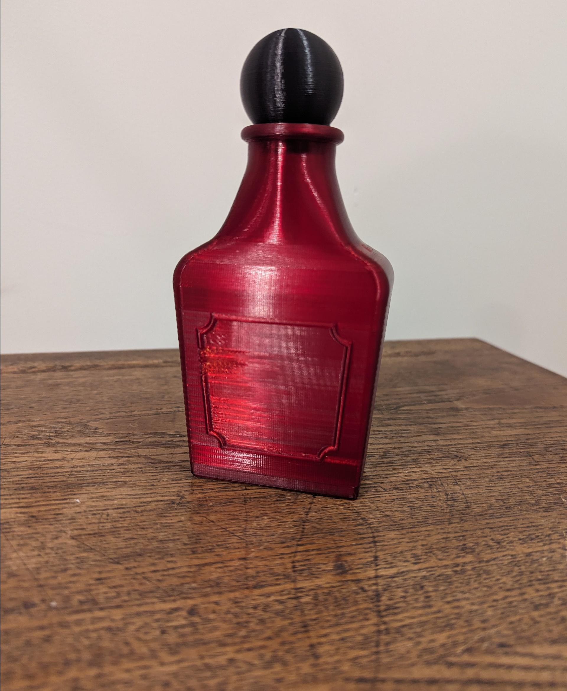 Simple Potion Bottle - Some COEX Translucent Blood Red and Prusament Jet Black - 3d model