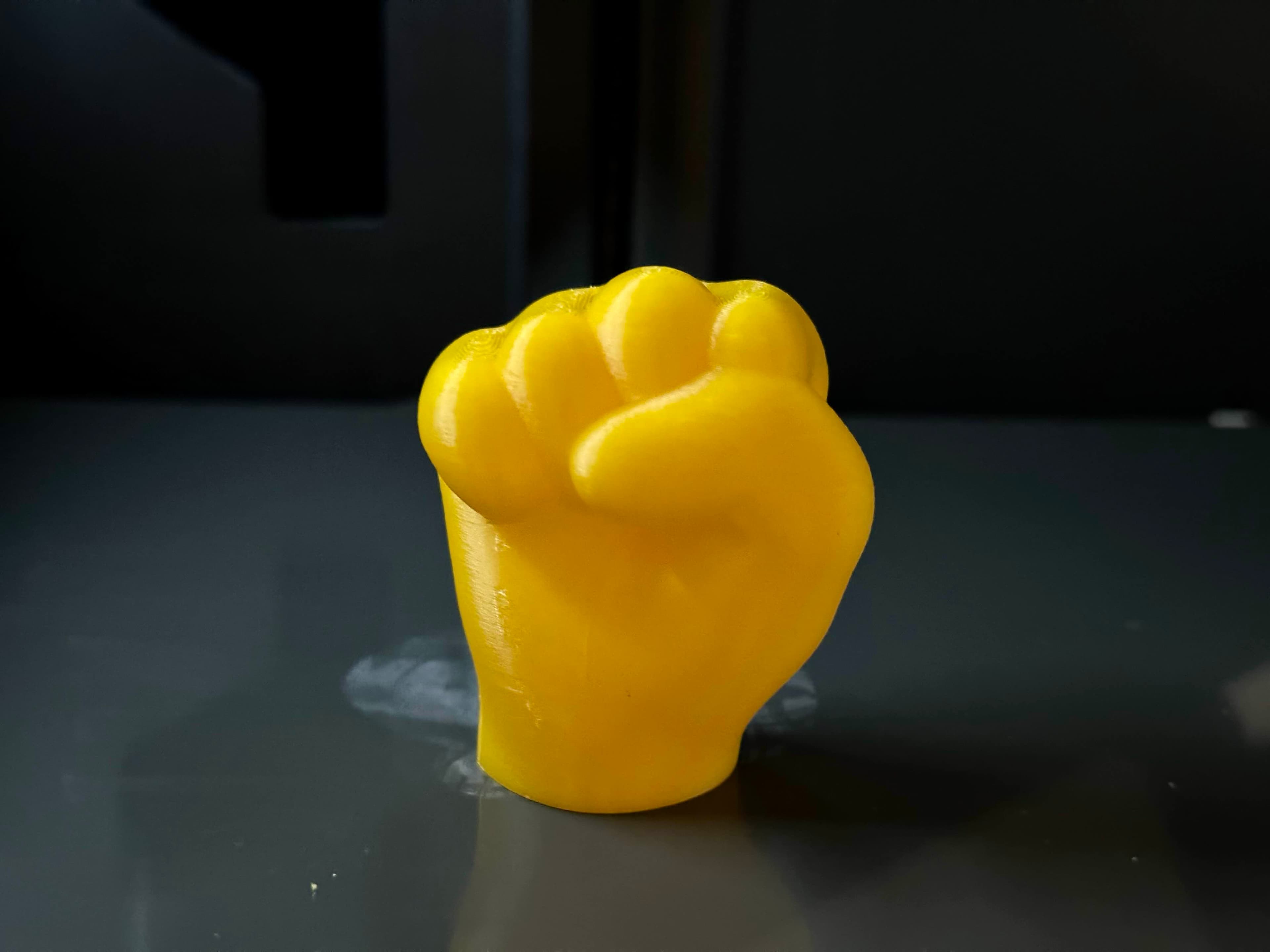 EMOJI HAND ✊ RAISED FIST 3d model