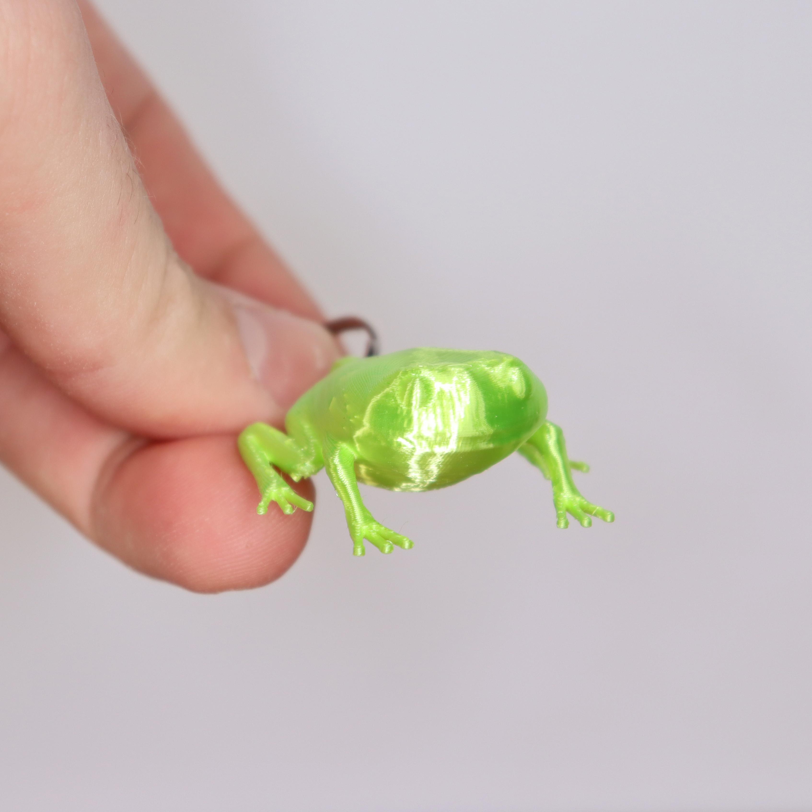 Green tree frog keychain 3d model