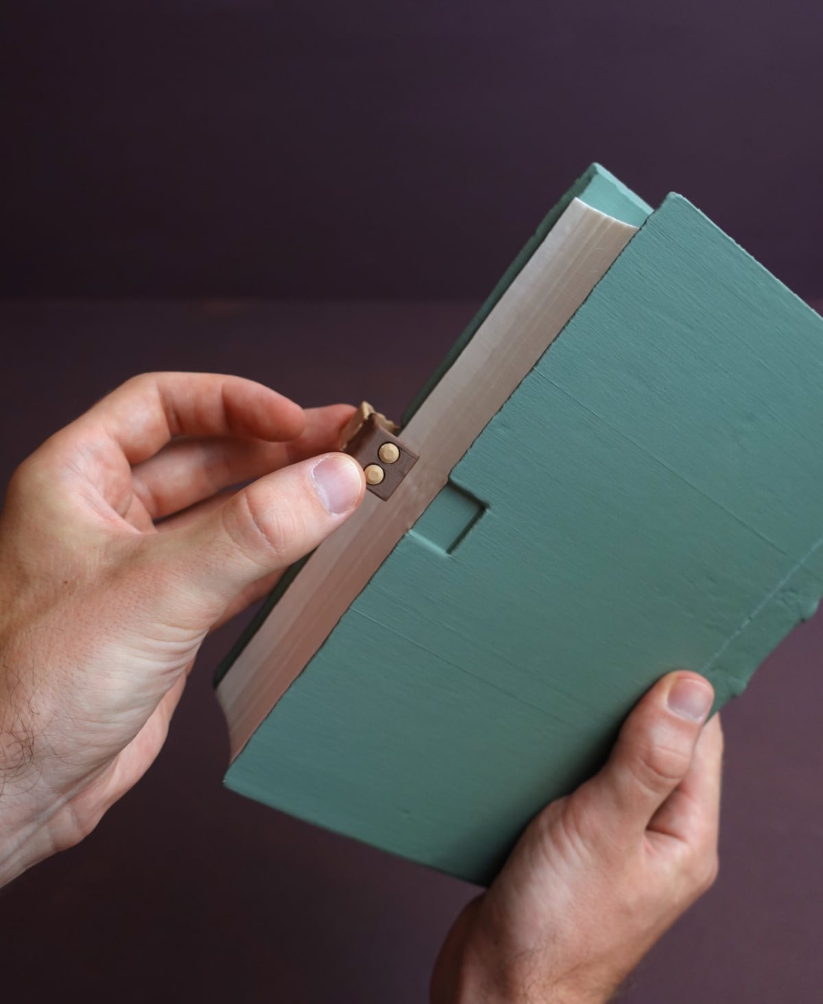 Falling Book - Bookend 3d model