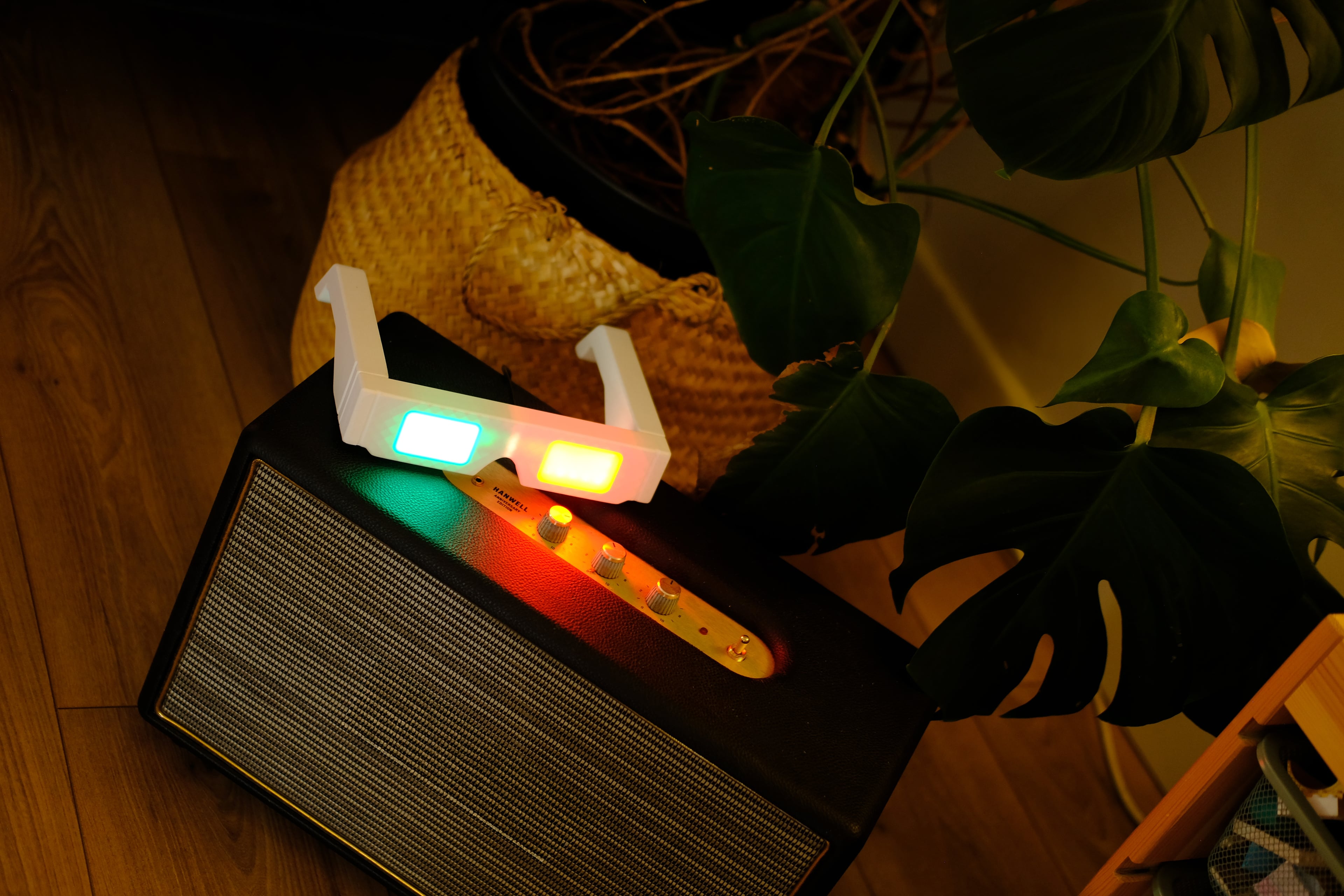 Retro 3D Glasses Lamp – Blue & Red LED Filters 3d model