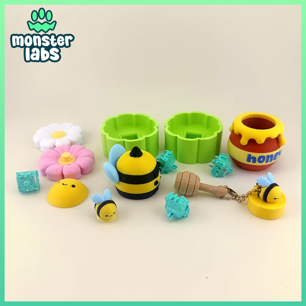 Bee Fidget Clicker Keychain Bundle 3d model