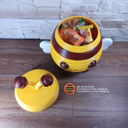 Bee Candy Jar 3d model