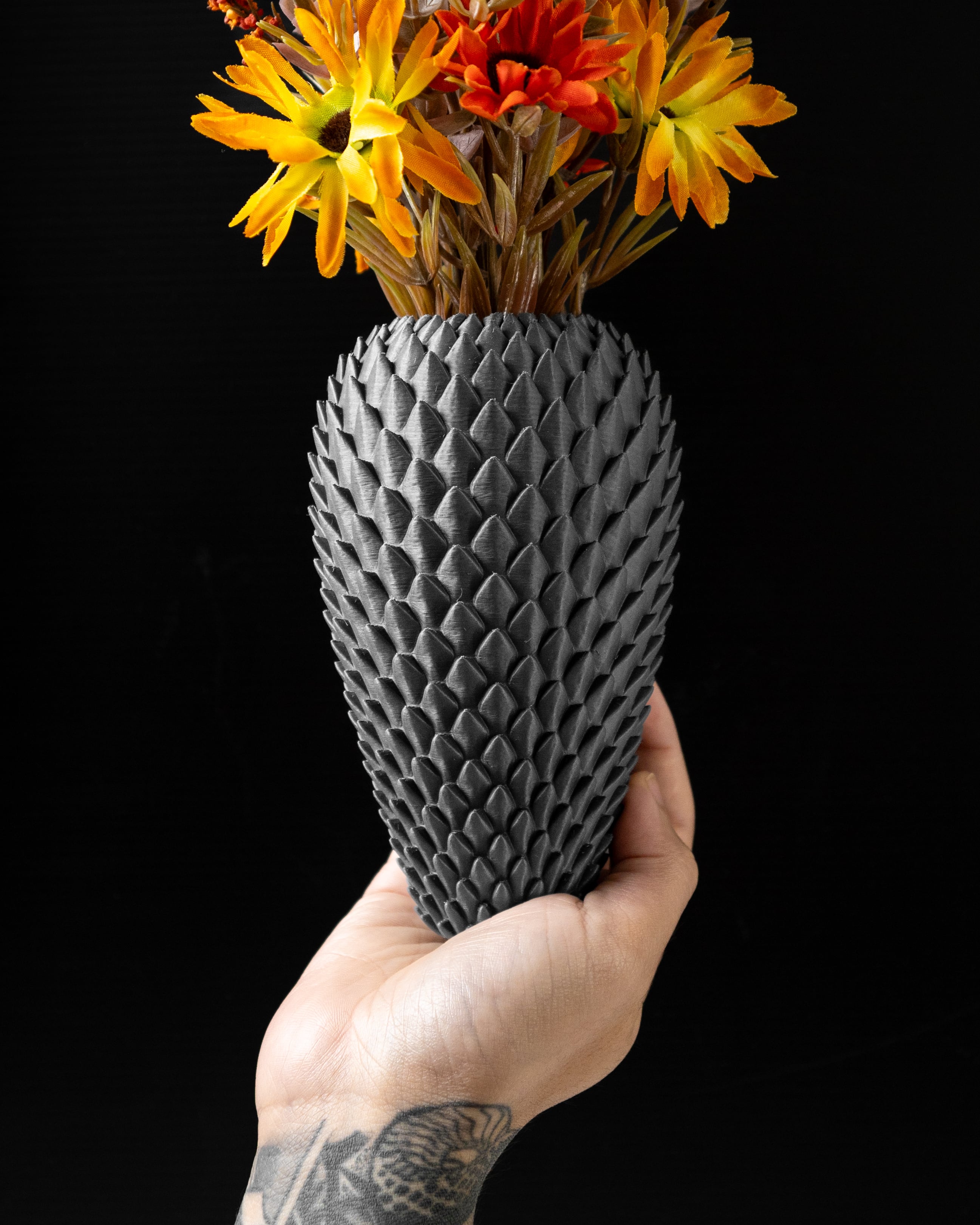Dragonscale Flower Vase 02 by MODERN MACHINE 3d model