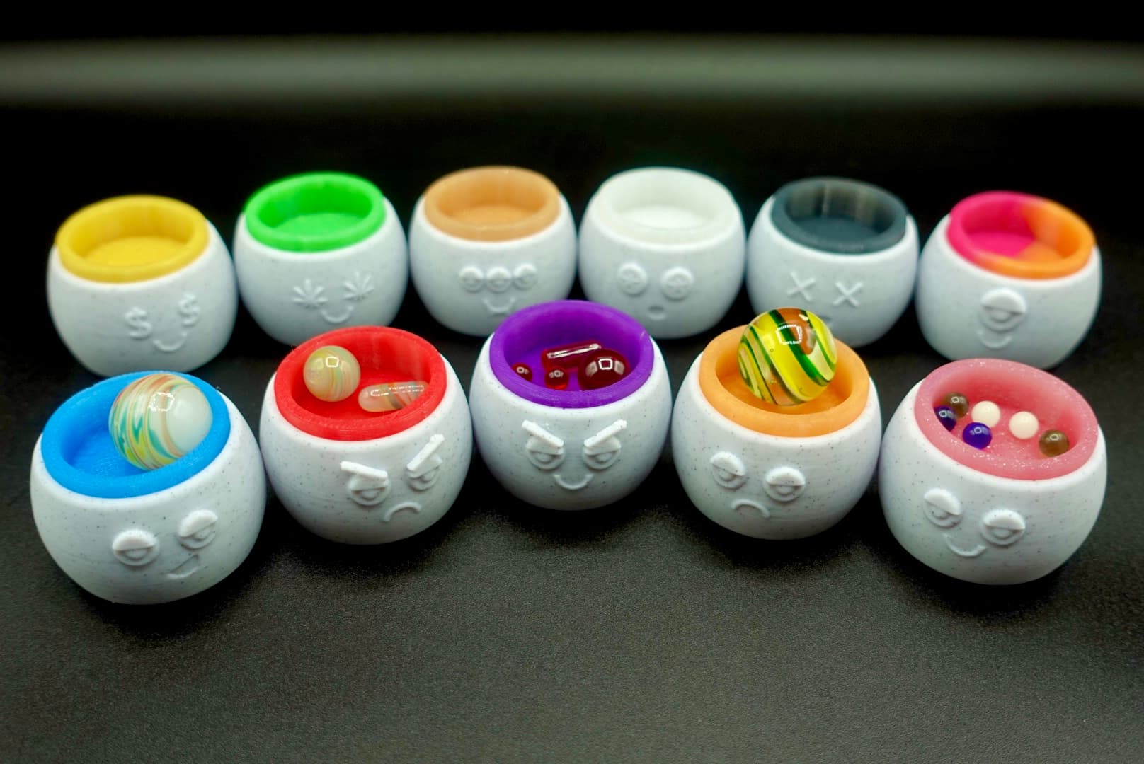 Chill Buddy Silicone Dish (11 Moods) 3d model