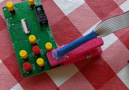 Programmer Clip using Header Pins - Picture of printed / assembled version - 3d model