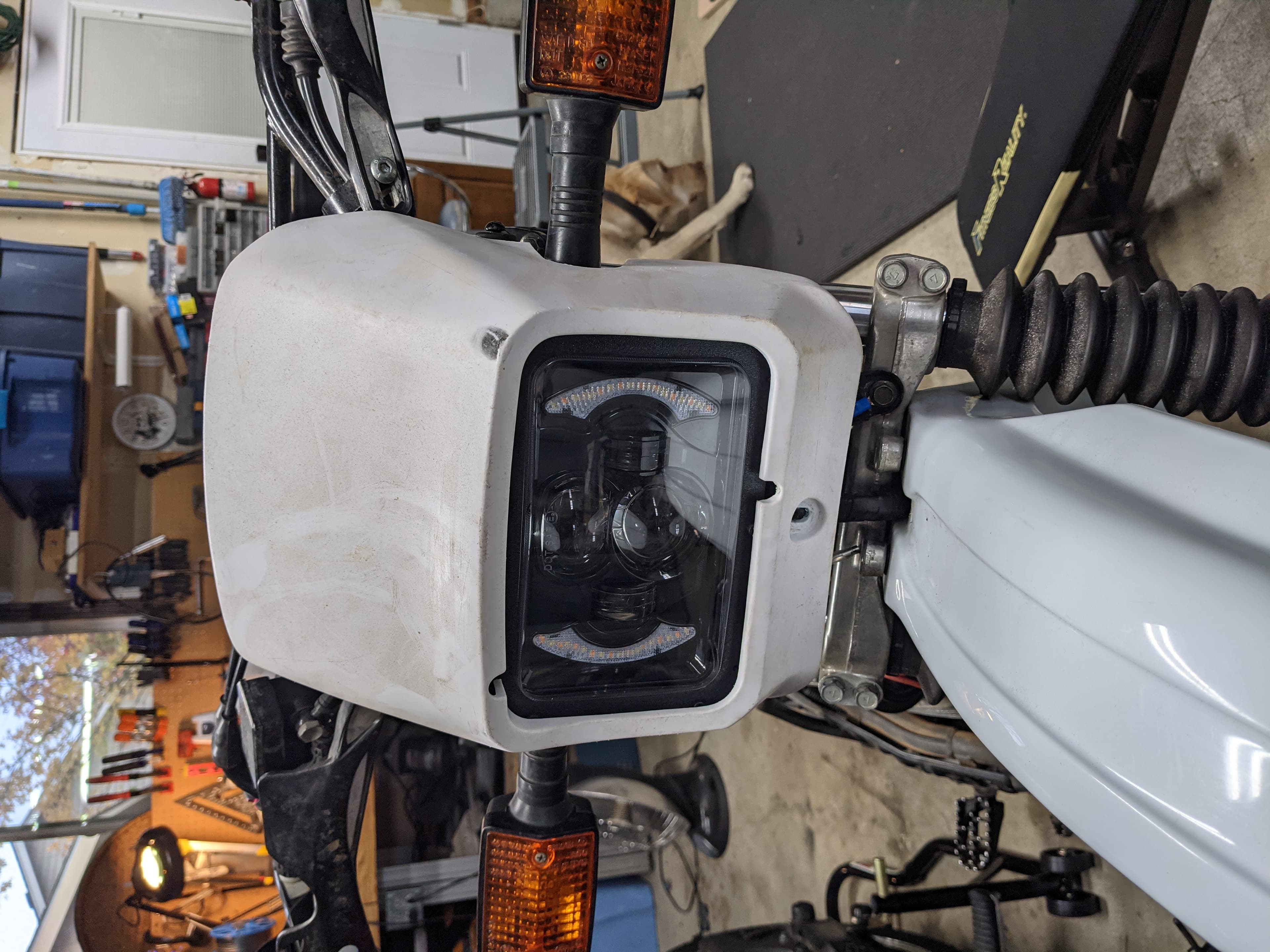 XT350 4x6 LED Headlight Mount 3d model