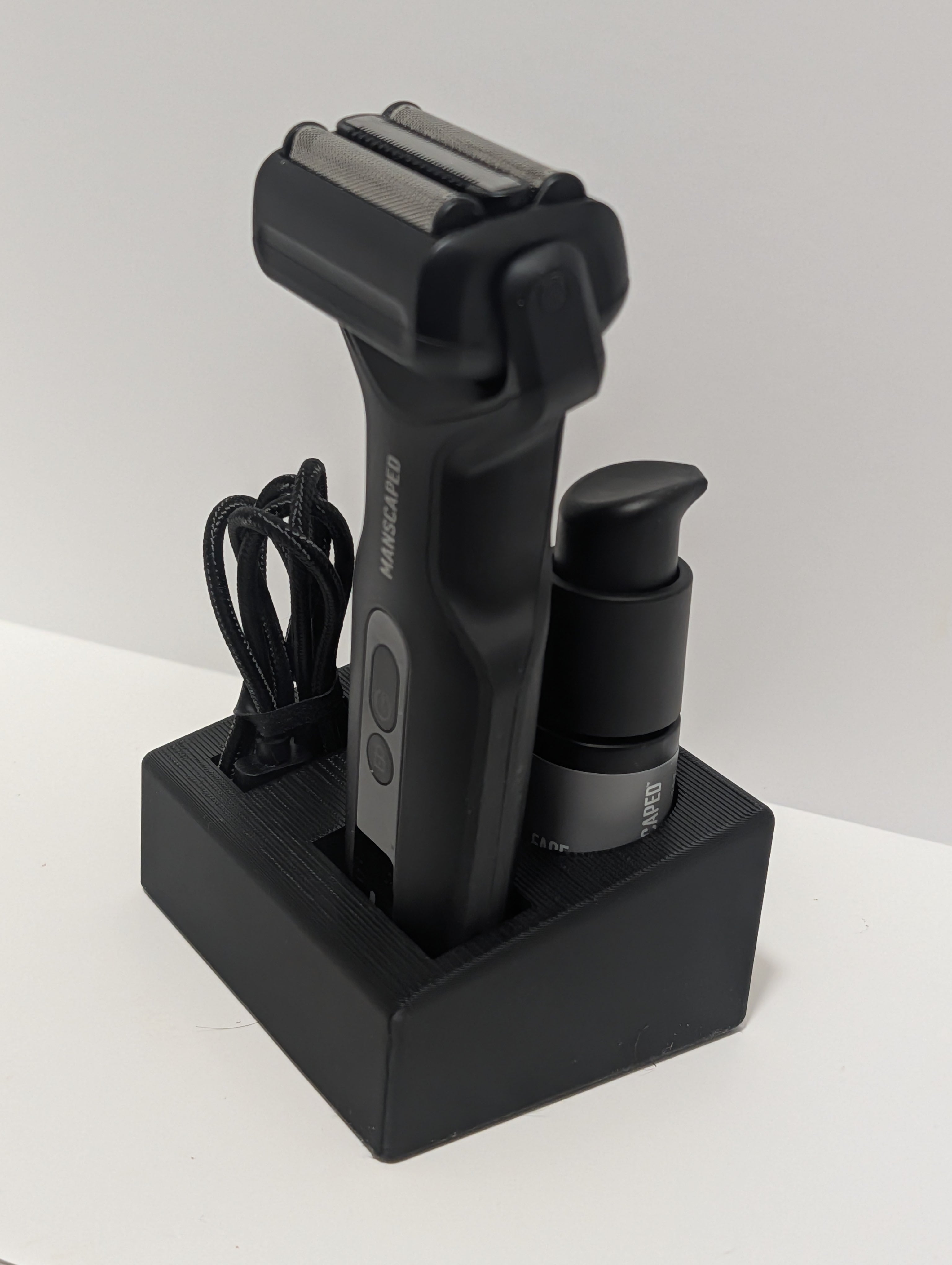 Chairman Plus Razor Stand.3mf 3d model