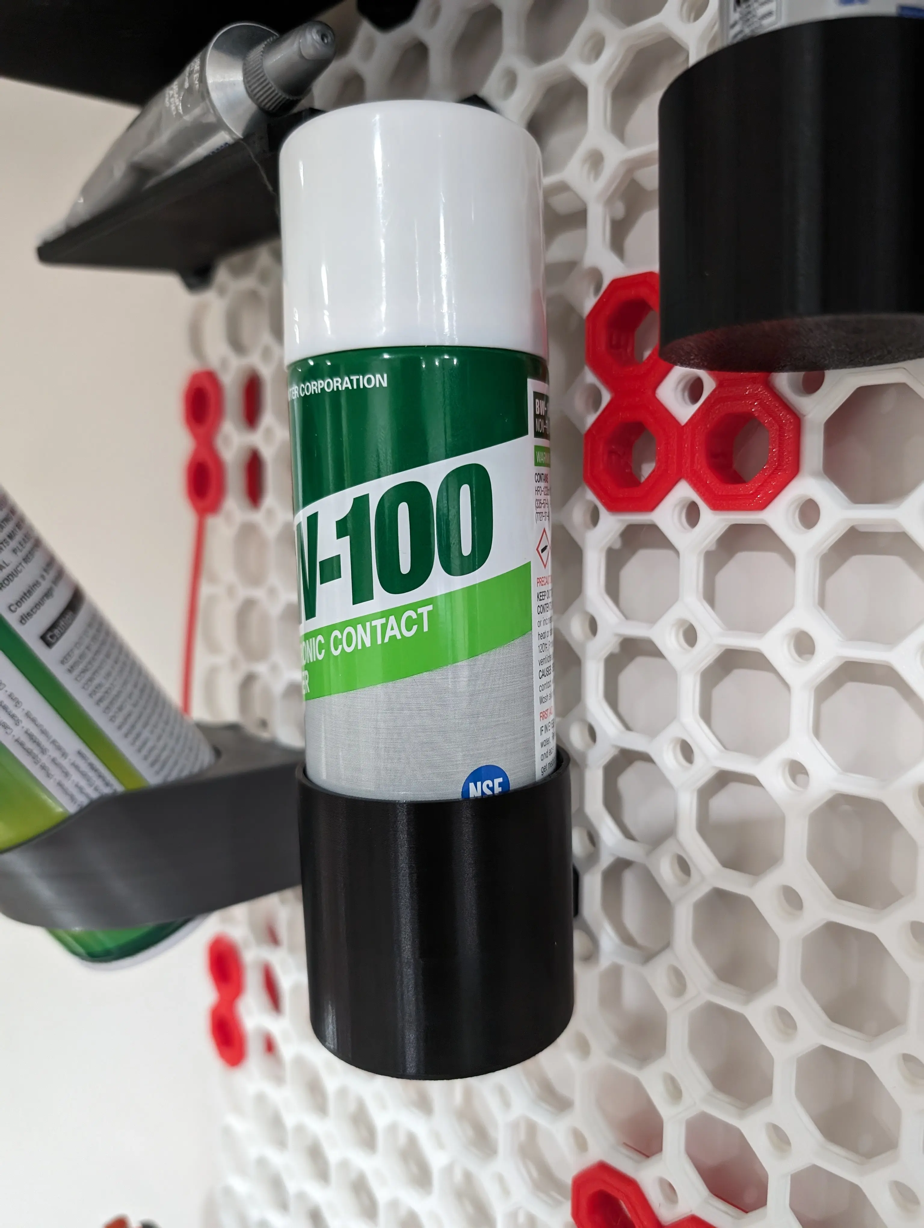 8oz can mount for multiboard 3d model