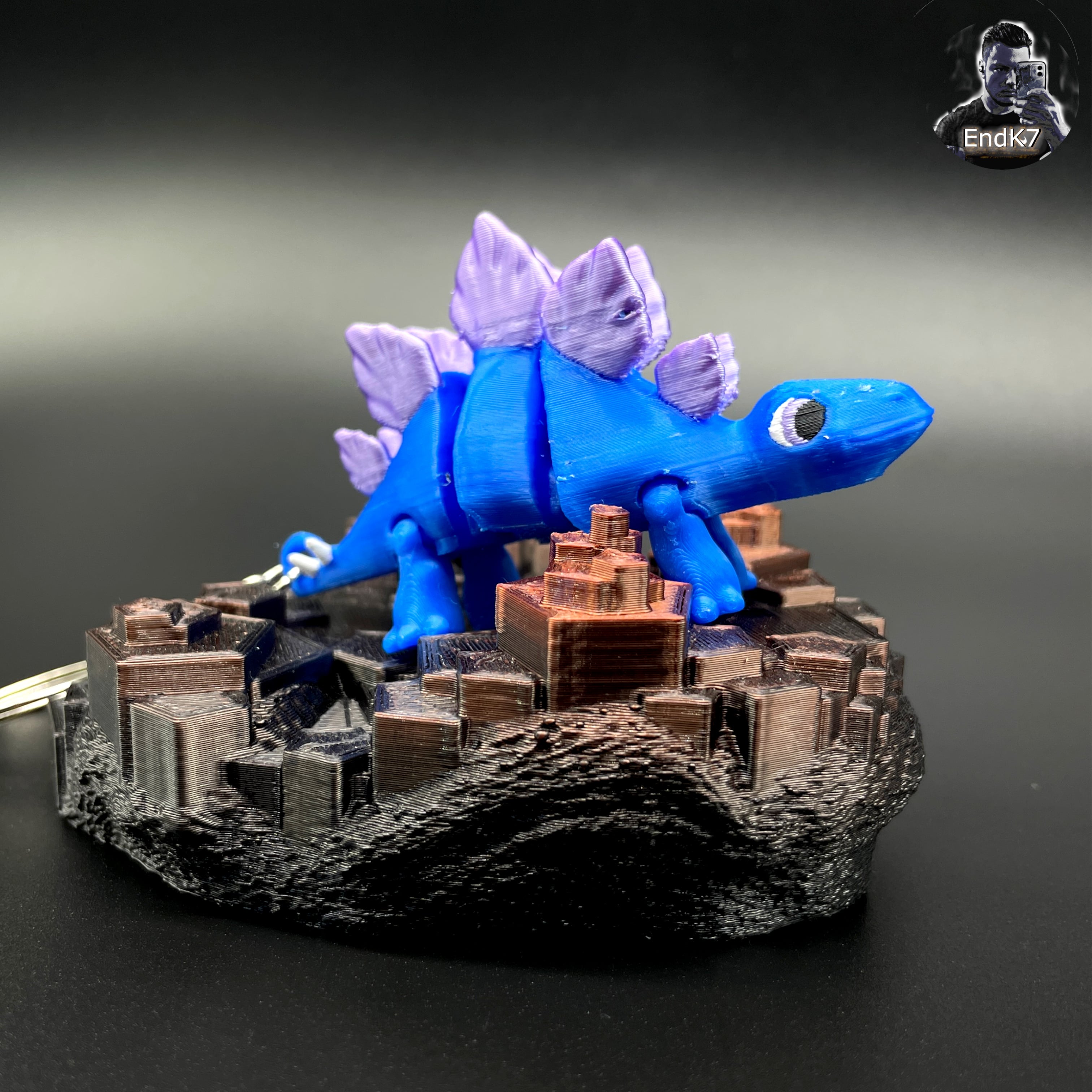Stegosaurus Keychain - Articulated - Print in Place - Multicolor 3d model