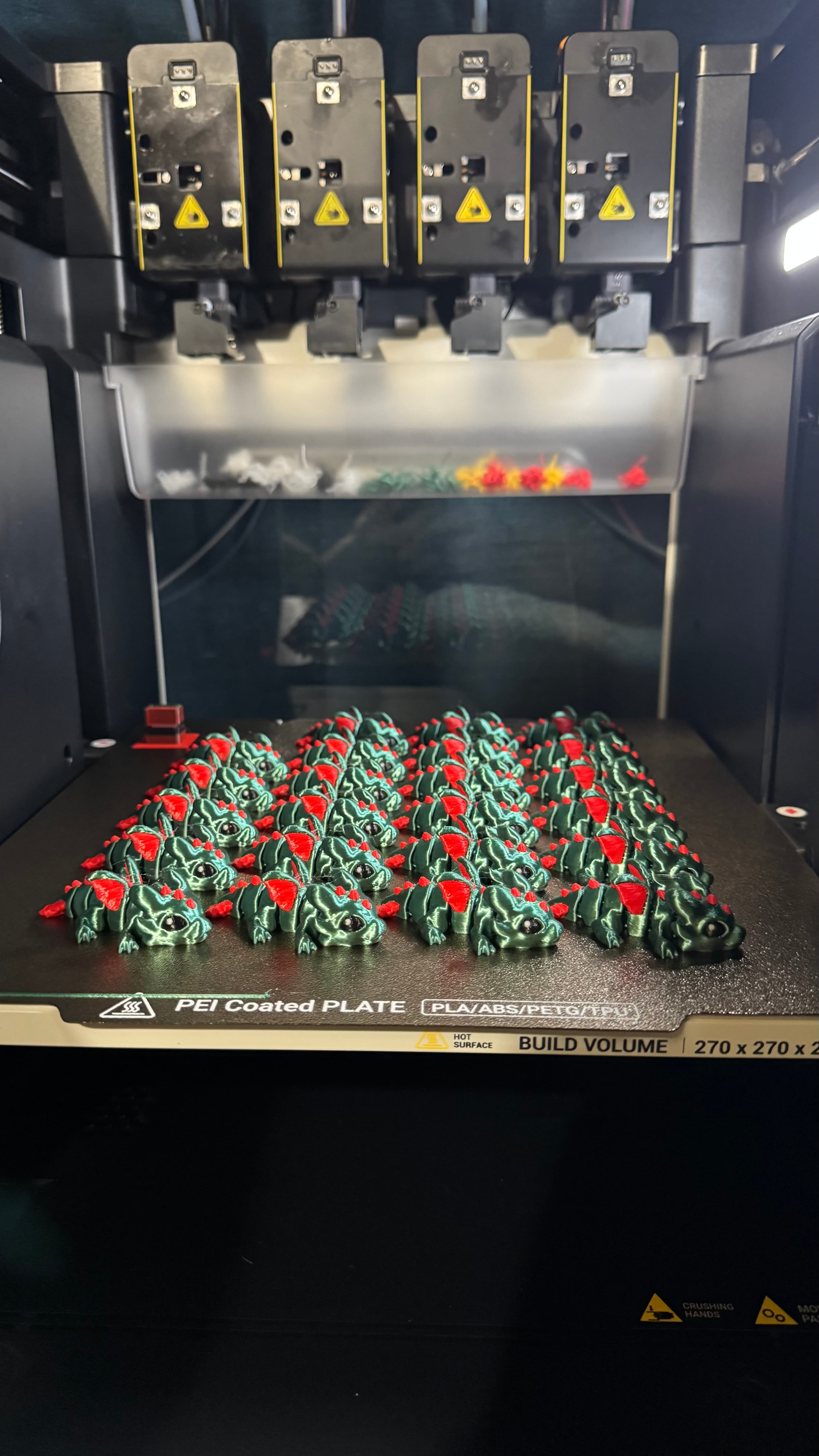 Love these! Printed a bunch in Christmas colours to gift to family and friends this past Christmas - everyone loved these! :)