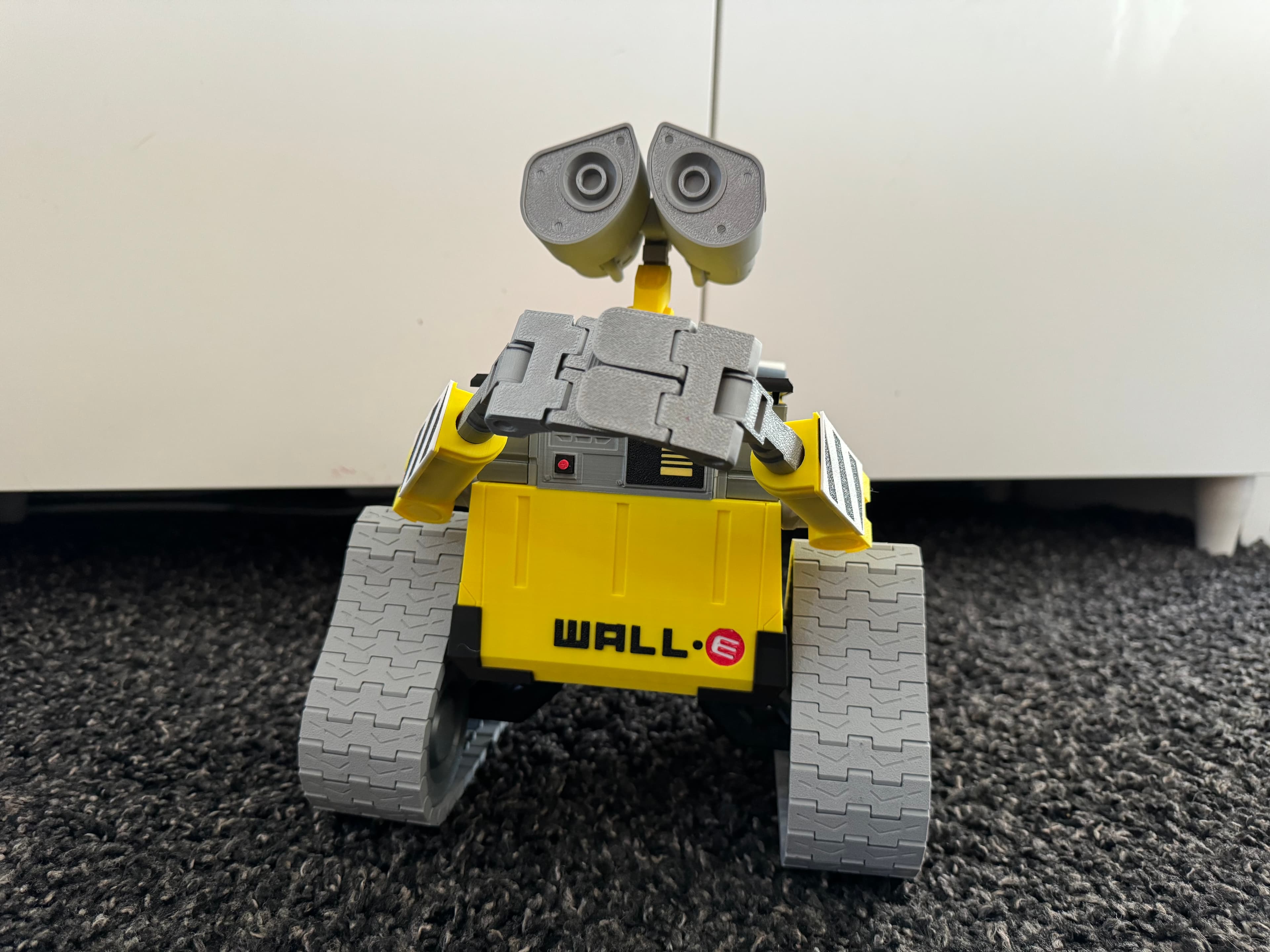It’s time to clean our planet! First Wall-E is ready ;-)