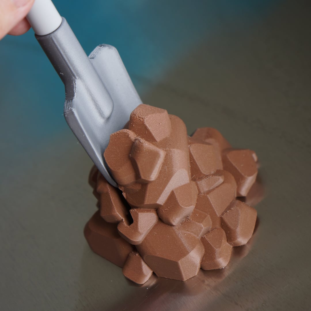 Sharpie Spade Cap with Rock Pile Holder 3d model