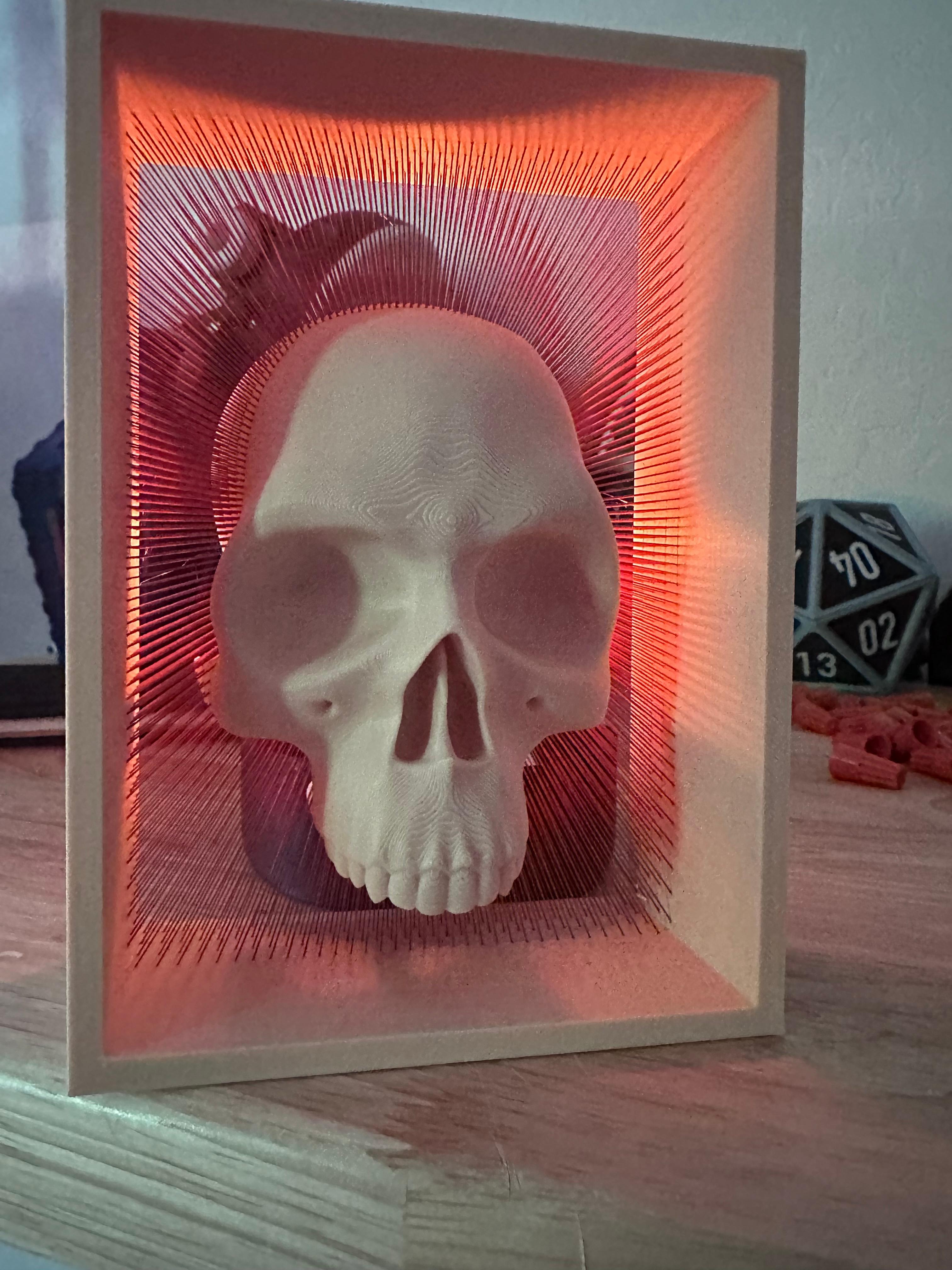SPOOKY SKULL SHADOW BOX - STRING MODEL PAINTED FOR BAMBULAB MMU 3d model