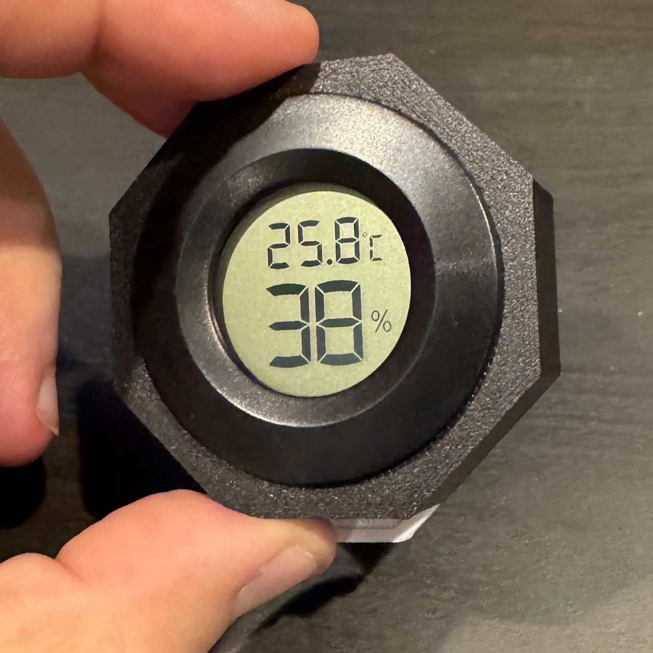 Multiboard Hygrometer Holder 3d model