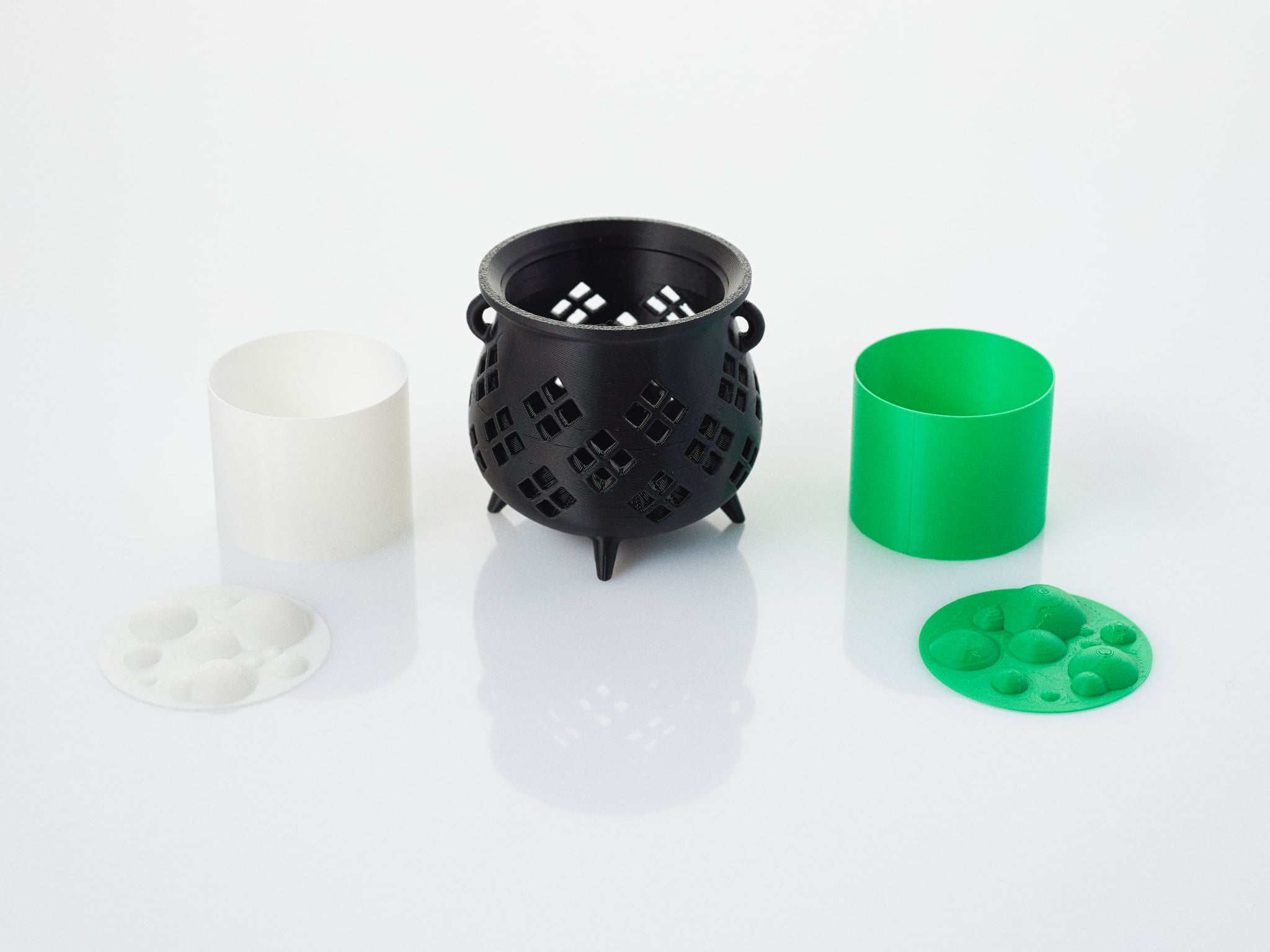 Cute Witch's Cauldron Tea Light 3d model