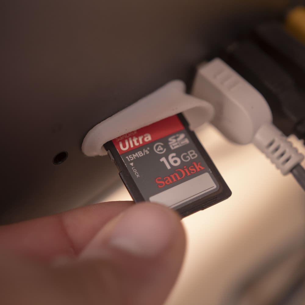 SD Card Slot Guide (2017 iMac Pro) 3d model