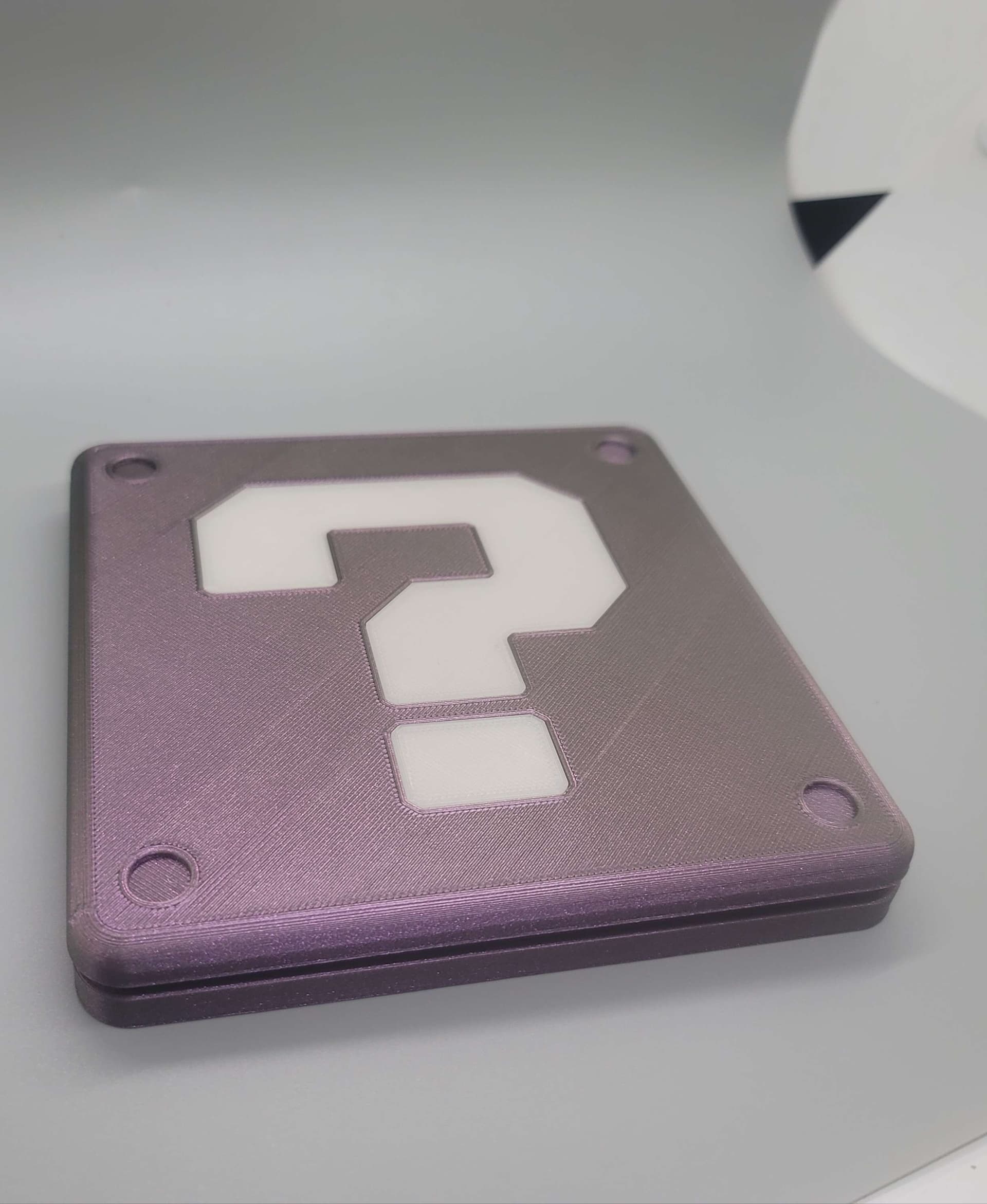 Question Cube Charger - polymaker Starlight Nebula and polymaker glow in the dark blue - 3d model